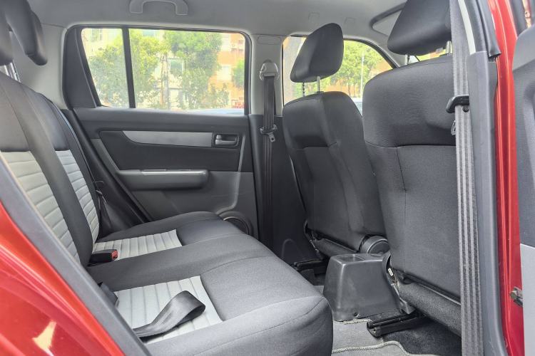 Used Suzuki Swift 2014 1.5L Automatic Fashion Edition
