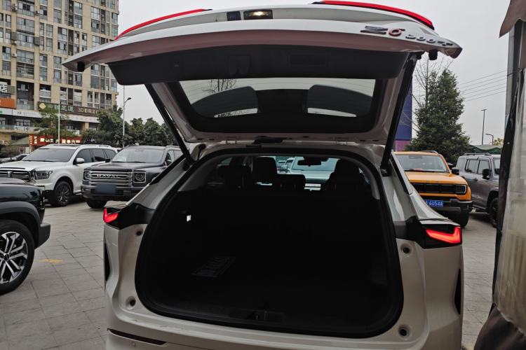 Used Oshan Z6 2022 Blue Whale 1.5T DCT Smart Edition
