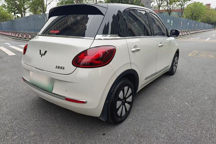 Used Wuling Bingo 2023 333 km Lingxi Connected+ Version
