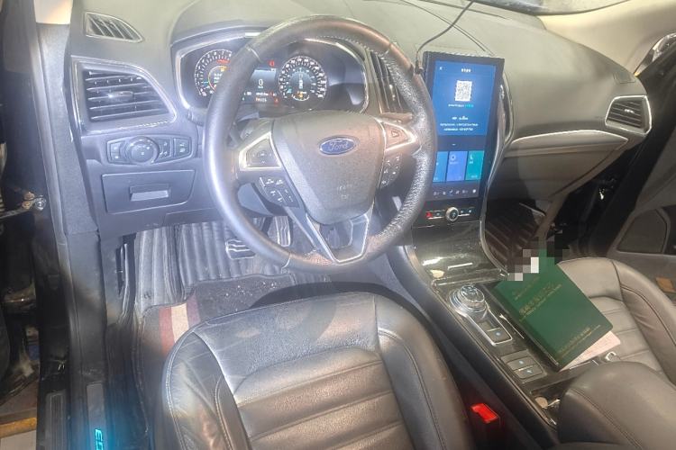 Used Ford Edge 2020 EcoBoost 245 Two-Wheel Drive Titanium 7-Seater
