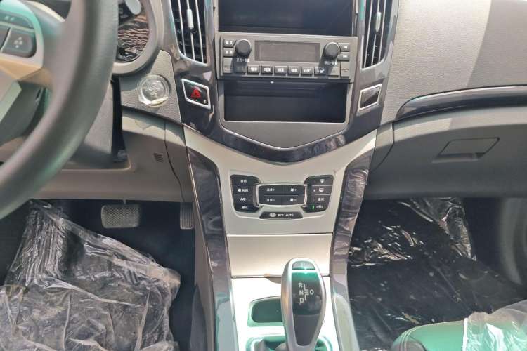 Used BYD e5 2018 Travel Edition
