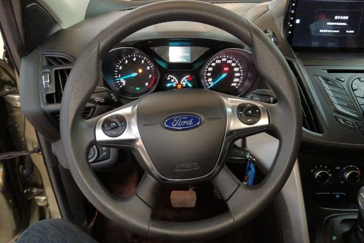 Used Ford Kuga 2013 1.6L GTDi Two-Wheel-Drive Comfort Model
