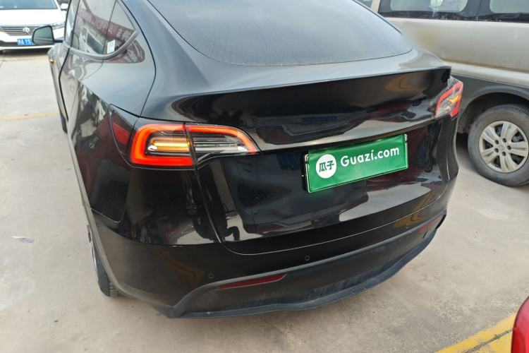 Used Tesla Model Y 2021 Standard Range Rear-Wheel Drive Version
