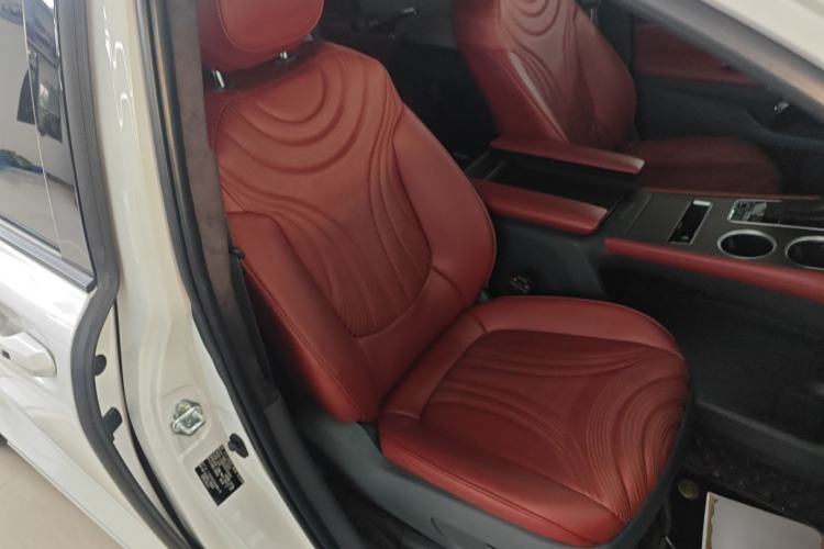 Used Toyota Sienna 2023 2.5L Hybrid Comfort Edition