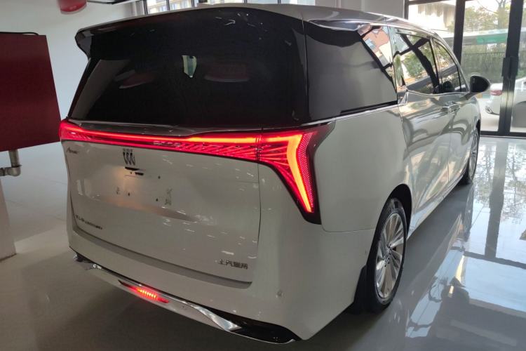 Used Buick Century 2023 2.0T Six-Seater Yinshi Edition
