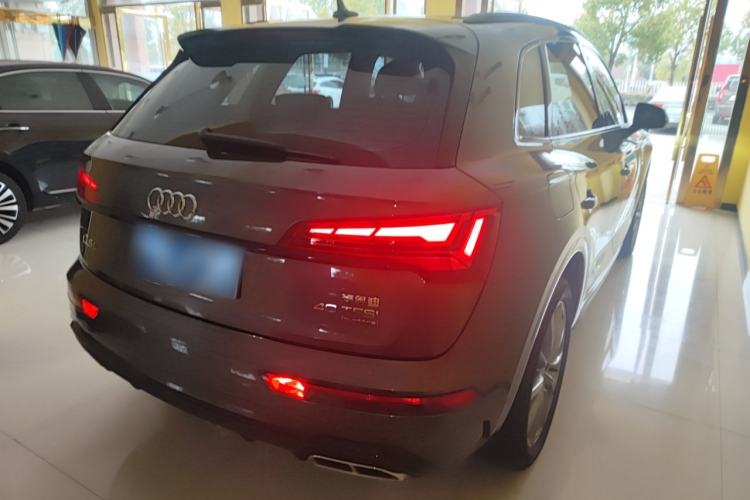 Used Audi Q5L 2022 40T Fashionable and Dynamic Model
