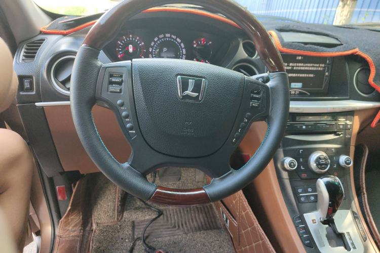 Used Luxgen Great 7 SUV 2013 Limited-Edition Sharp Edition 2.2T All-Wheel-Drive Prestige Model
