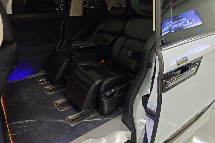 Used Honda Elysion 2024 2.0L eHEV Luxury Edition