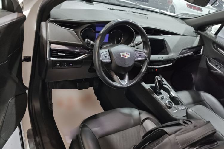 Used Cadillac XT4 2021 28T Two-Wheel Drive Tech Edition
