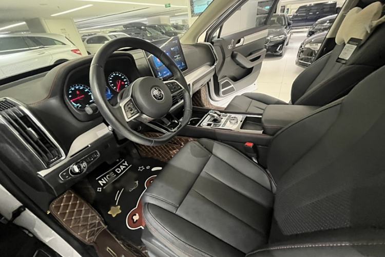 Used BYD Tang New Energy 2018 DM 2.0T All-Wheel Drive Smart Connect Advanced Model 7 Seats China V Emission Standard
