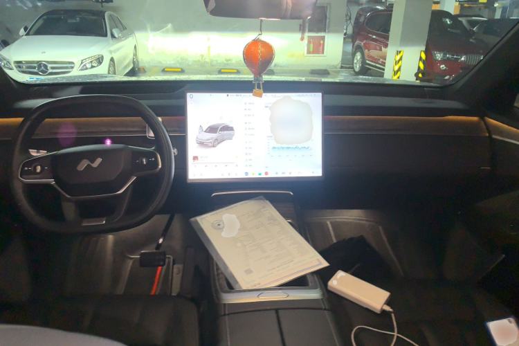 Used ONVO Luxeed L90 2025 Model—Max Six-Seater Version
