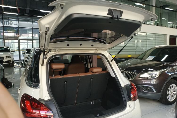 Used Wuling Bingo 2023 333 km Lingxi Connected+ Version
