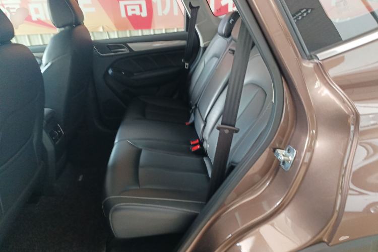 Used Roewe RX5 2017 20T Two-Wheel Drive Automatic Internet Elite Edition
