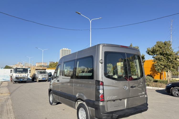 Used  Sunray 2013 1.9T 4-Series Star Express