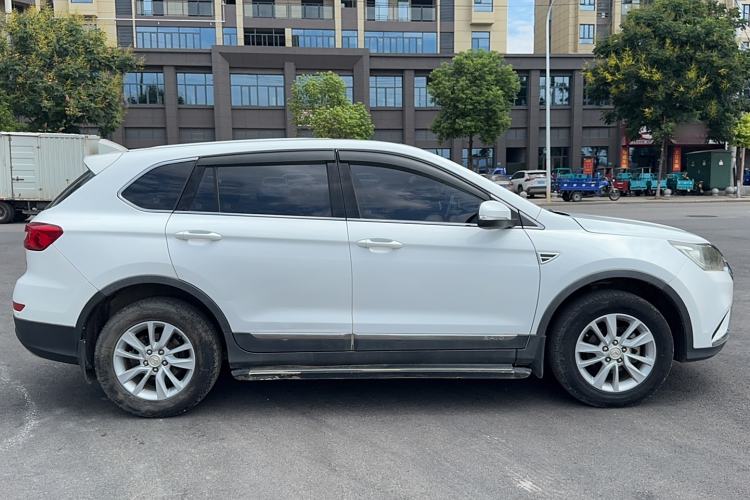 Used HYOSOW S6 2016 1.5T Manual Fashion Model
