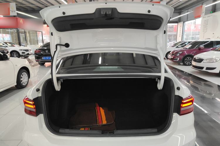 Used Volkswagen Lavida 2021 1.5L Automatic Comfort Edition