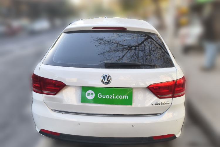 Used Volkswagen Gran Lavida 2013 1.6L Automatic Comfort Model
