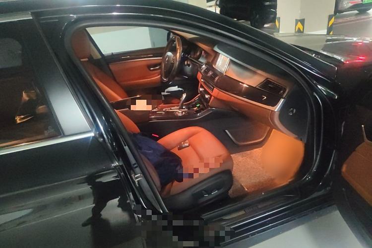 Used BMW 5 Series 2014 520Li Elegant Model
