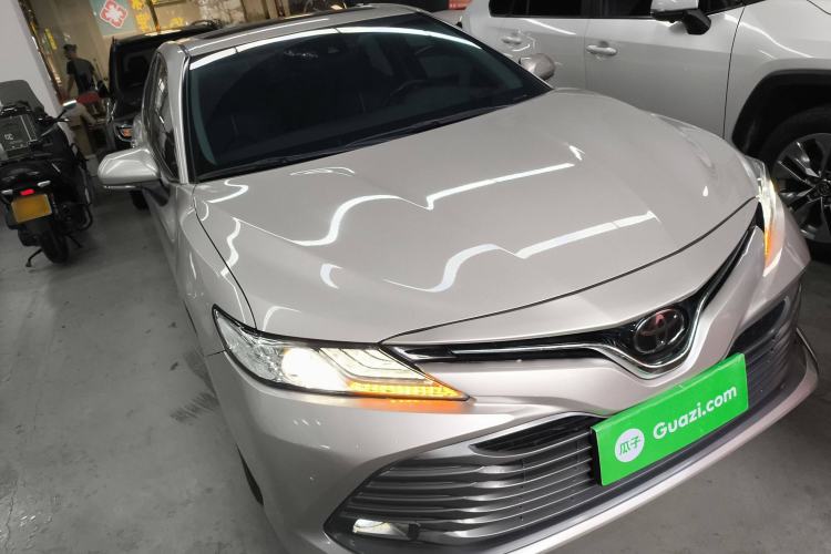 Used Toyota Camry 2019 2.0G Luxury Edition China VI Standard
