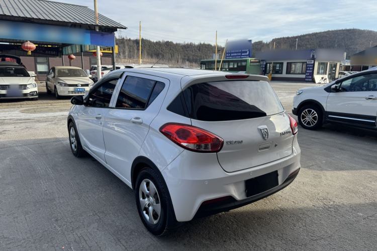 Used Baojun 310 2016 1.2L manual Comfort trim level