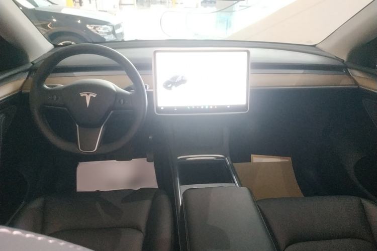 Used Tesla Model Y 2021 Standard Range Rear-Wheel Drive Version