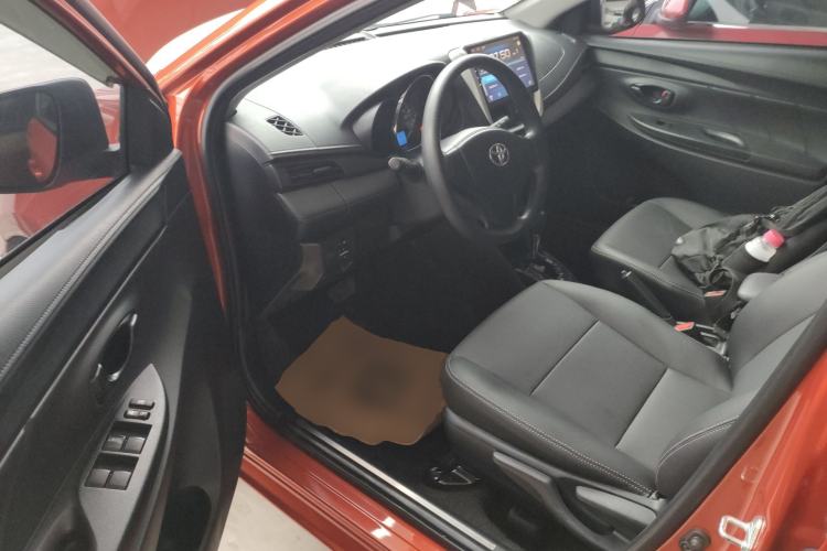 Used Toyota YARiS L 2016 Revised 1.5E CVT Charming Edition
