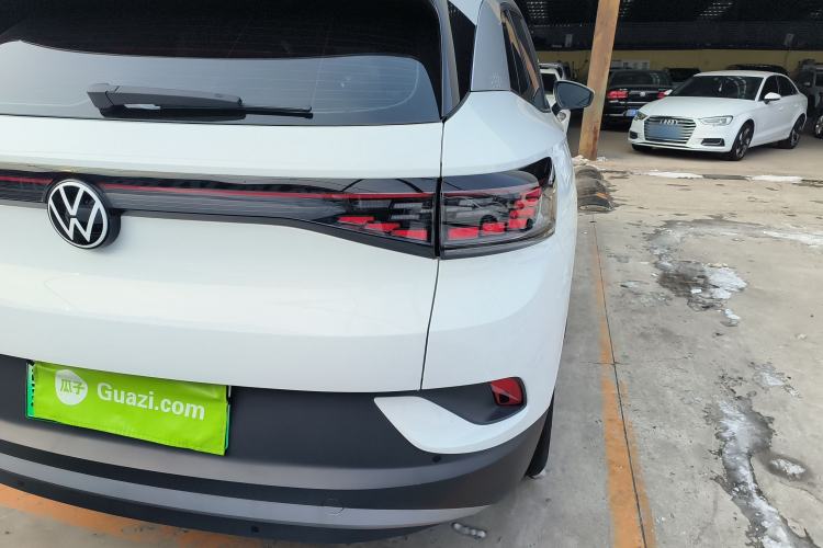 Used Volkswagen ID.4 CROZZ 
