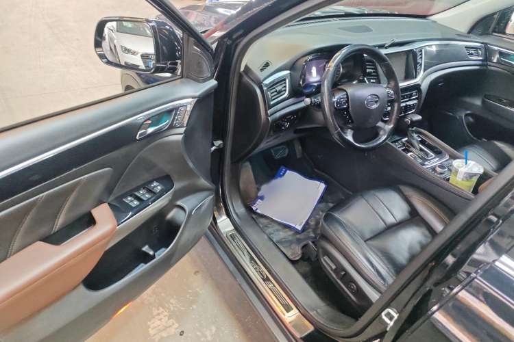 Used GAC Trumpchi GS7 2017 320T Four-Wheel Drive Luxury Smart Connectivity Model
