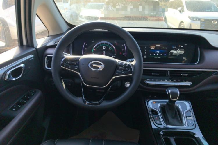 Used GAC Trumpchi M6 2023 PRO 270T DCT Luxury Edition
