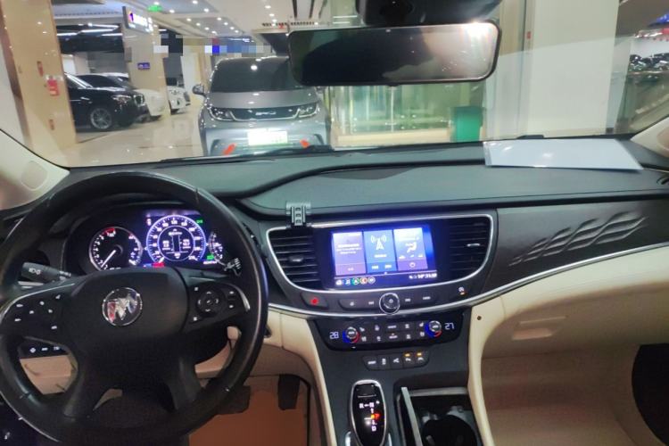 Used Buick LaCrosse 2021 Avenir Avia First-Edition Model
