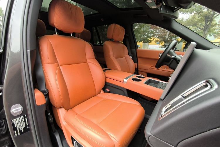 Used Li Auto L8 2023 Pro Model
