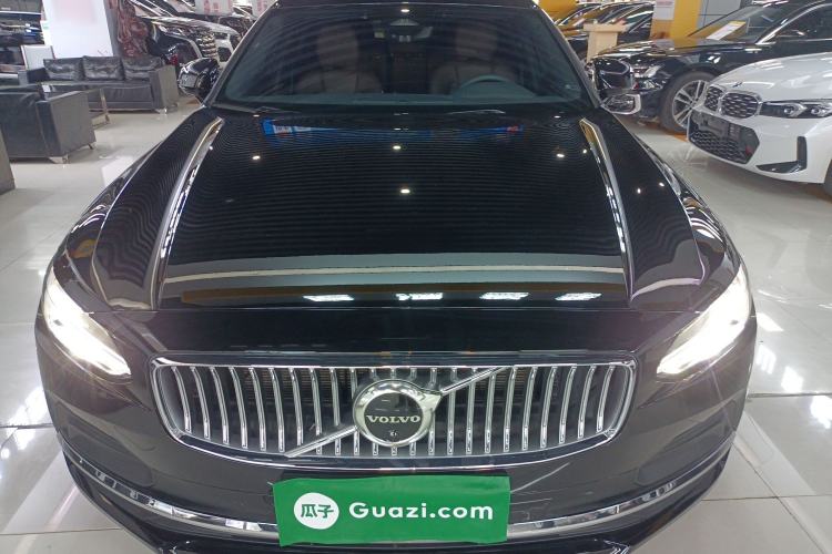Used Volvo S90 2024 B5 Zhiyuan Luxury Edition
