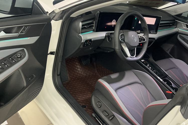 Used Volkswagen Lamando 2023 Lavida L 280TSI DSG Cool & Spicy Edition