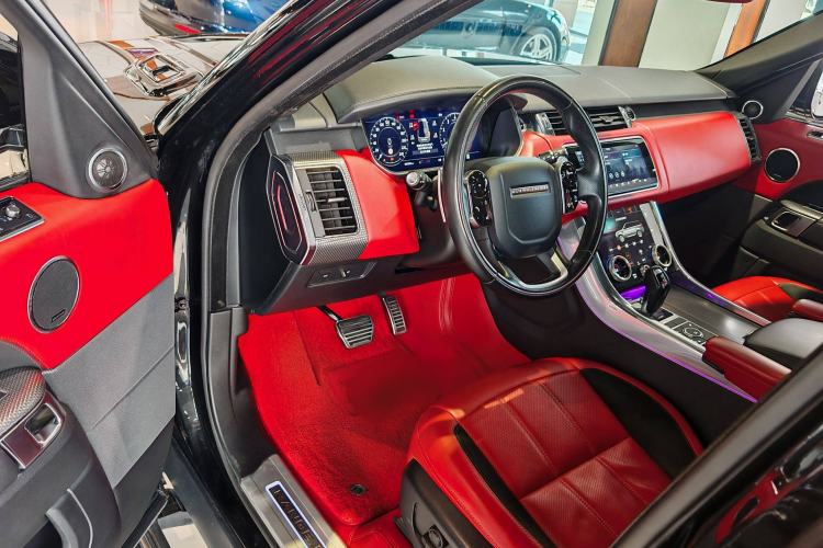 Used Land Rover Range Rover Sport 2021 3.0 L6 YAO Black Edition
