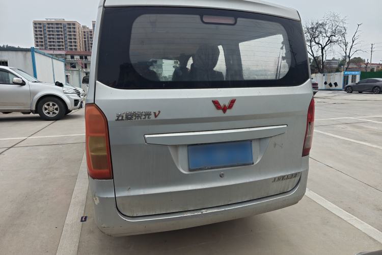 Used Wuling Rongguang V 2016 1.5L Standard Version
