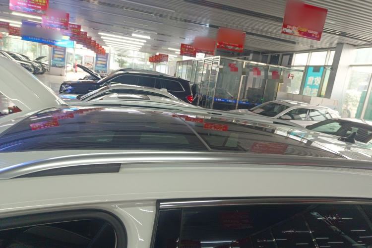 Used Volkswagen Tiguan L 2024 300TSI Automatic Two-Wheel Drive Smart Edition
