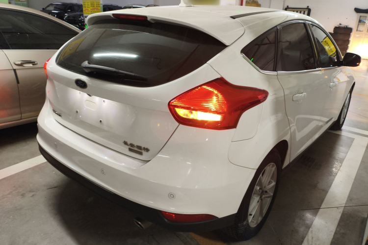 Used Ford Focus 2018 Hatchback Classic EcoBoost 180 Automatic Elite Model
