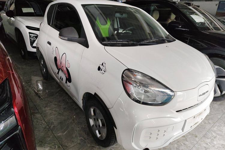 Used Roewe Clever 2021 302 km New Four-Seater Super-Efficient Version
