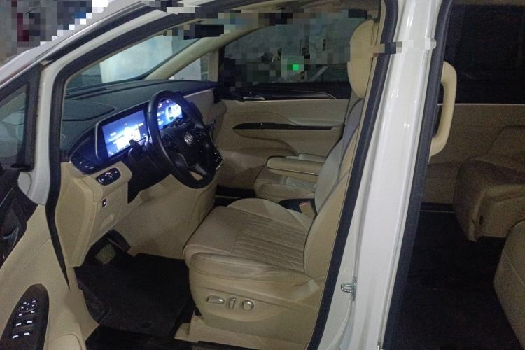 Used Buick GL8 2022 ES Land Cruiser 653T Luxury Model
