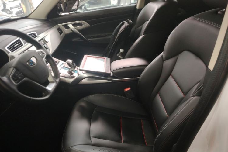 Used Geely Auto Emgrand X7 Sport 2020 1.8TD DCT Two-Wheel Drive Smart Connect 4G-Enabled Version
