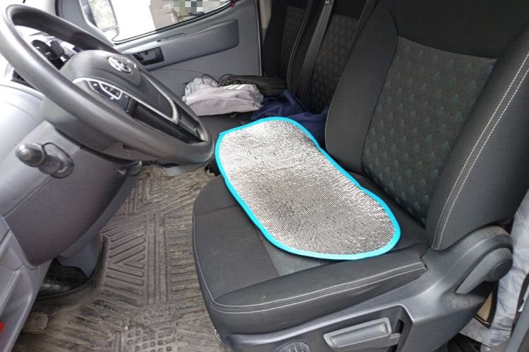 Used SAIC MAXUS Xintu V80 2023 2.0T AMT Classic Aoyuntong Short Wheelbase Mid-Roof 5/6-Seater