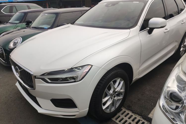 Used Volvo XC60 2019 T5 4x4 Smart Edition China VI Standard
