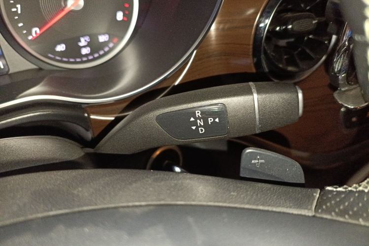 Used Mercedes-Benz V-Class 2021 V 260 Avantgarde Edition