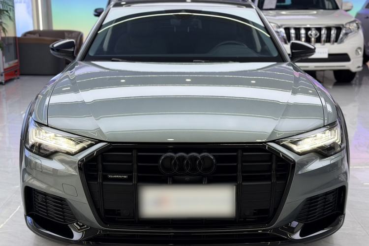 Used Audi A6 2021 allroad quattro Explorer 55 TFSI Prestige Off-Road Model
