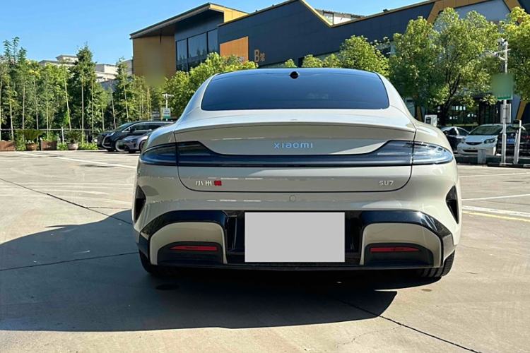 Used  SU7 2024 Rear-Drive Long-Range Intelligent Driving Version
