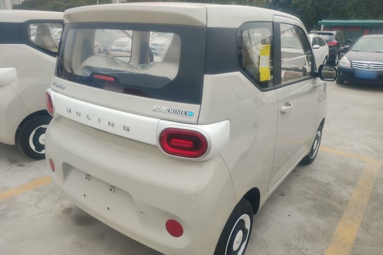 Used Wuling Hongguang MINIEV 2024 3rd Generation 215km Youth Edition
