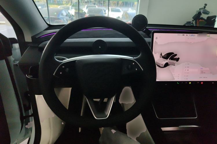 Used Tesla Model Y 2025 Rear-Wheel Drive First Edition