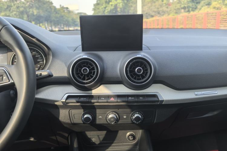 Used Audi Q2L 2020 35 TFSI Ambition Dynamic Edition
