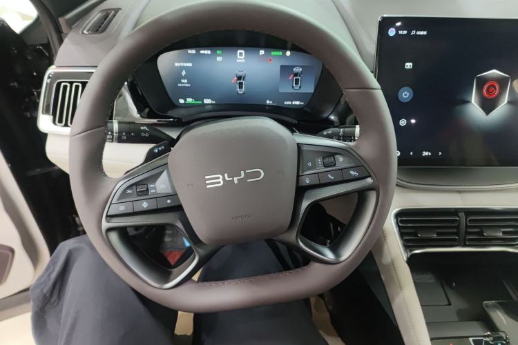 Used BYD Song PLUS New Energy 2025 EV Intelligent Driving Version 520km Premium Model
