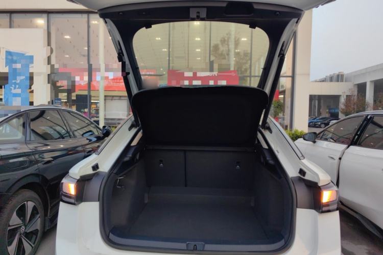 Used Volkswagen ID.7 VIZZION 2024 AIR model
